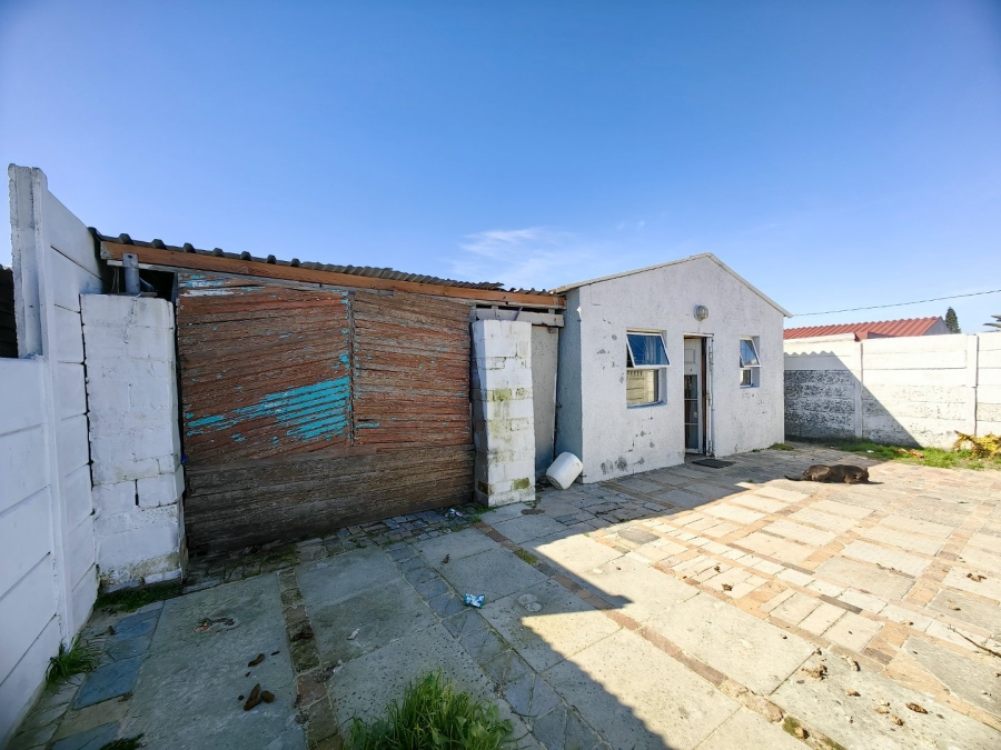 2 Bedroom Property for Sale in The Hague Western Cape